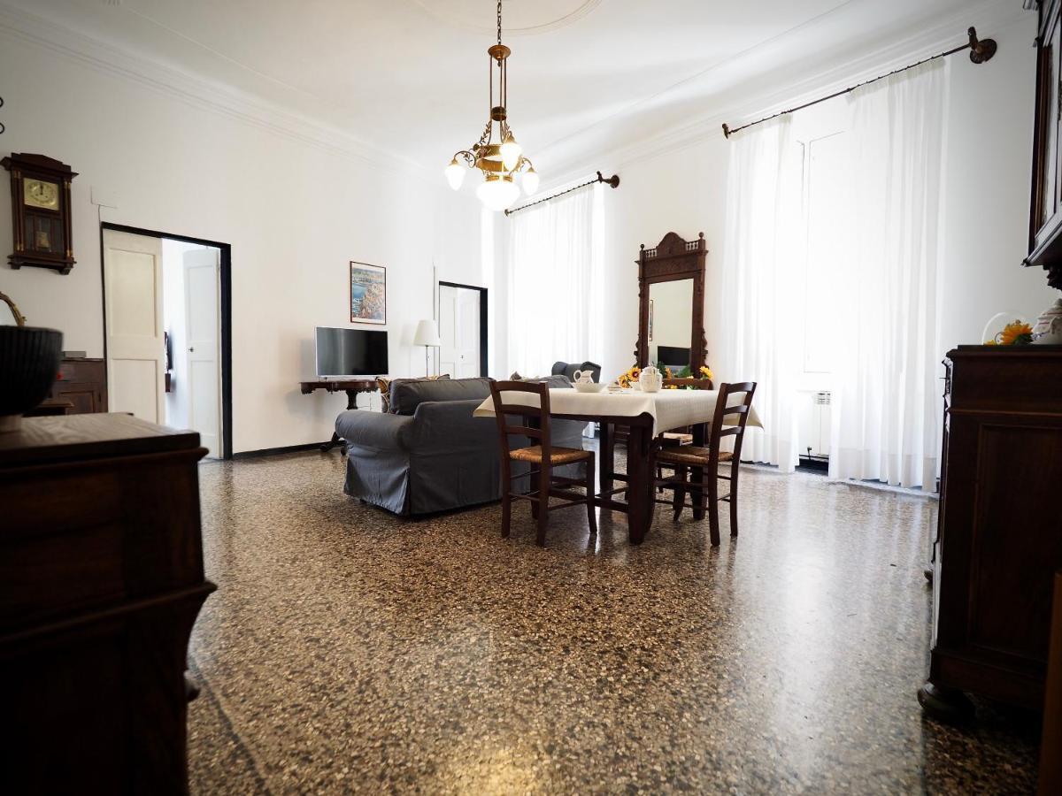 Dimora Sarzano Acquario - Genovabnb It Appartement Buitenkant foto