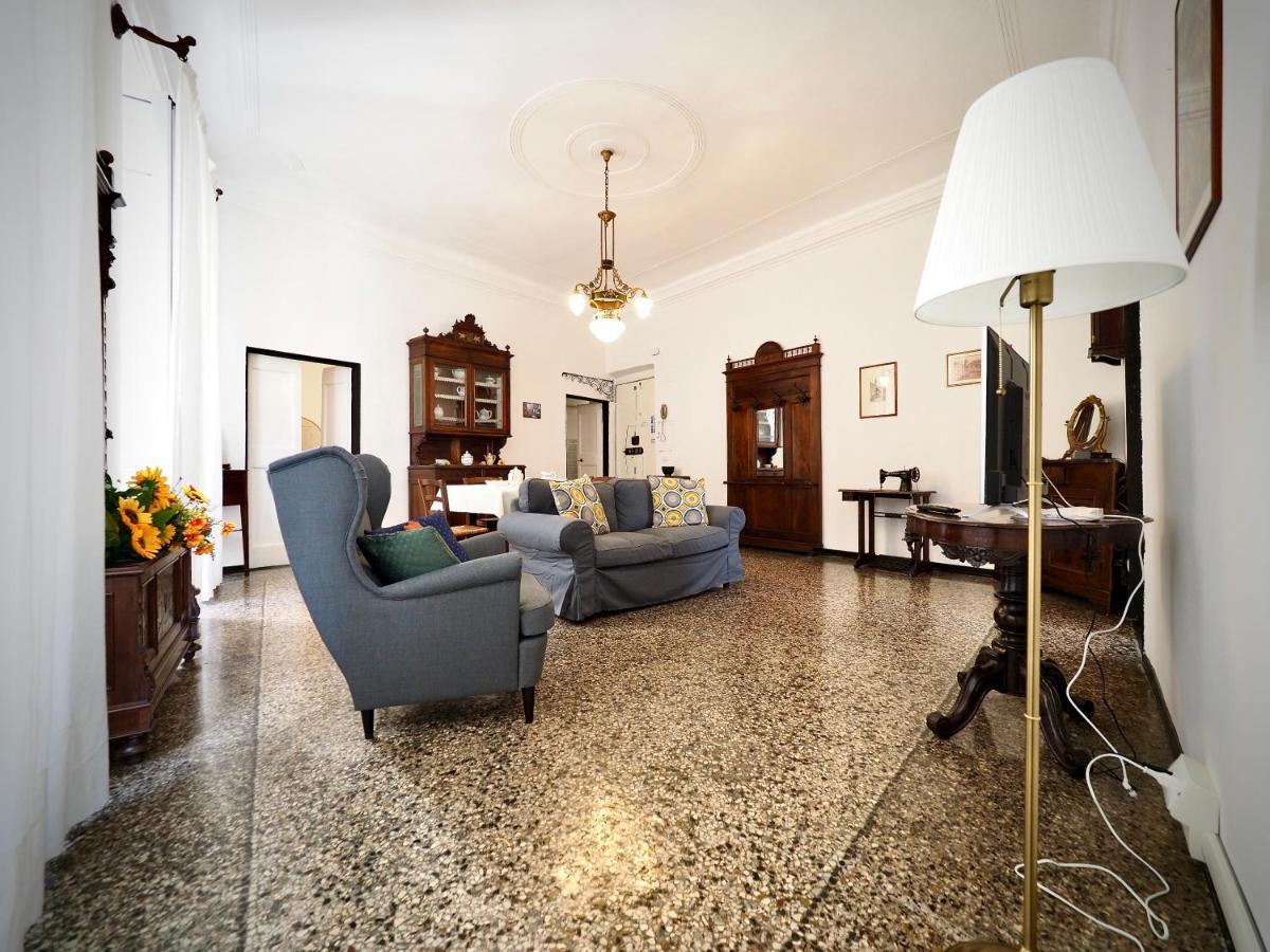Dimora Sarzano Acquario - Genovabnb It Appartement Buitenkant foto