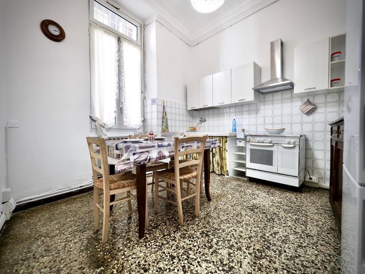 Dimora Sarzano Acquario - Genovabnb It Appartement Buitenkant foto